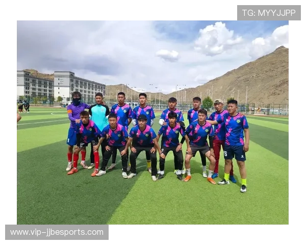 踢足球的球星真的很矮吗探讨身高对球场表现的影响